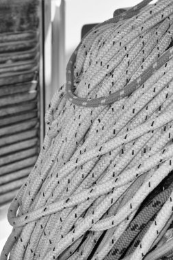 Yelkenli üzerinde deniz halatlar