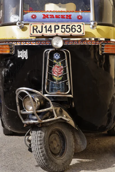 Lokale Tuk Tuk taxi motor in India — Stockfoto