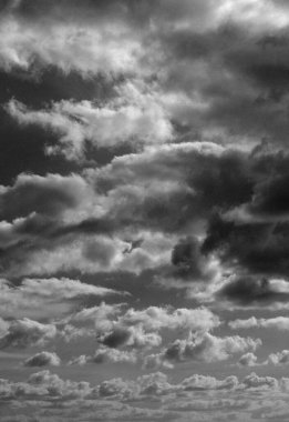 İtalya, Sicilya, Akdeniz, Sicilya Kanalı 'nda kışın fırtına bulutları