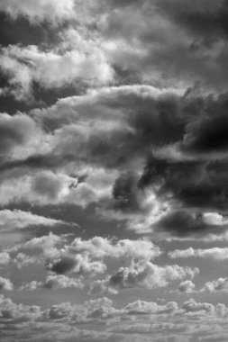 İtalya, Sicilya, Akdeniz, Sicilya Kanalı 'nda kışın fırtına bulutları