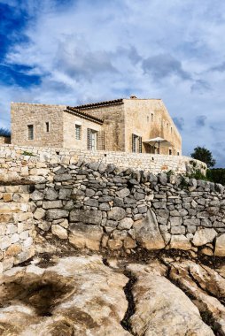 İtalya, Sicilya; tipik el yapımı Sicilya dış taş dış cephesi kırsal bir ev