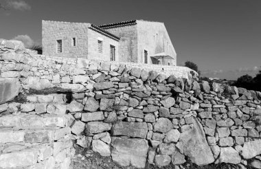 İtalya, Sicilya; tipik el yapımı Sicilya dış taş dış cephesi kırsal bir ev