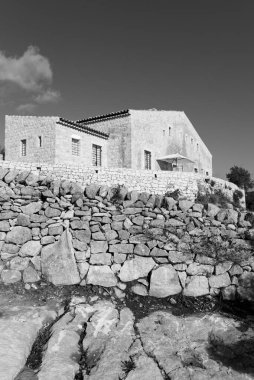 İtalya, Sicilya; tipik el yapımı Sicilya dış taş dış cephesi kırsal bir ev