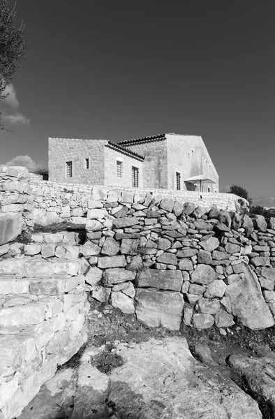 İtalya, Sicilya; tipik el yapımı Sicilya dış taş dış cephesi kırsal bir ev