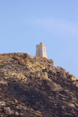 Malta Adası, adanın güney kıyısı, eski Türk kulesi.
