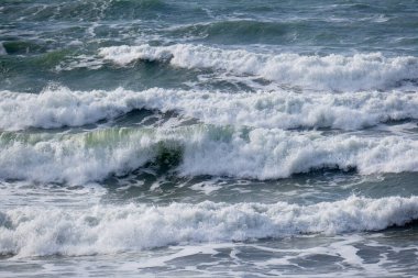 İtalya, Sicilya Kanalı, kışın sert Akdeniz