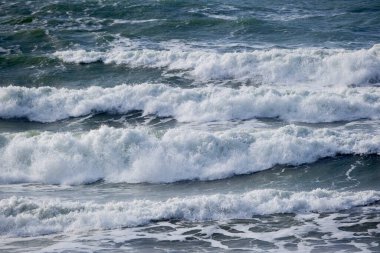 İtalya, Sicilya Kanalı, kışın sert Akdeniz