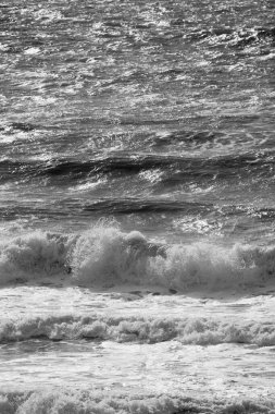 İtalya, Sicilya Kanalı, kışın sert Akdeniz