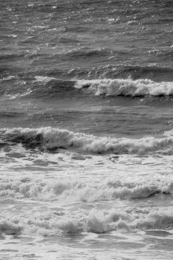 İtalya, Sicilya Kanalı, kışın sert Akdeniz