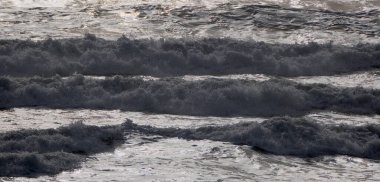 İtalya, Sicilya Kanalı, kışın sert Akdeniz
