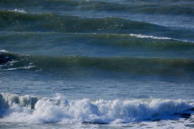İtalya, Sicilya Kanalı, kışın sert Akdeniz