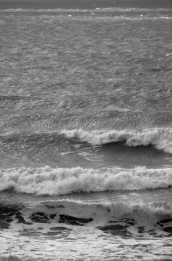 İtalya, Sicilya Kanalı, kışın sert Akdeniz