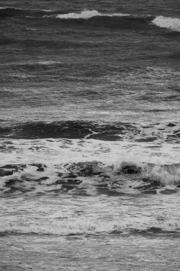 İtalya, Sicilya Kanalı, kışın sert Akdeniz