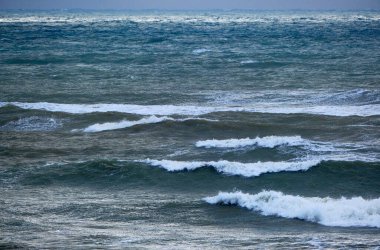 İtalya, Sicilya Kanalı, kışın sert Akdeniz