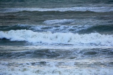 İtalya, Sicilya Kanalı, kışın sert Akdeniz