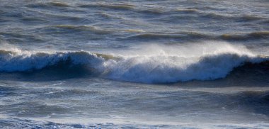 İtalya, Sicilya Kanalı, kışın sert Akdeniz