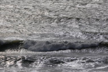 İtalya, Sicilya Kanalı, kışın sert Akdeniz