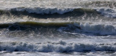 İtalya, Sicilya Kanalı, kışın sert Akdeniz