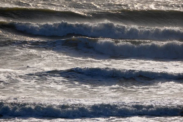 İtalya, Sicilya Kanalı, kışın sert Akdeniz