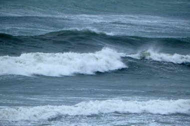 İtalya, Sicilya Kanalı, kışın sert Akdeniz