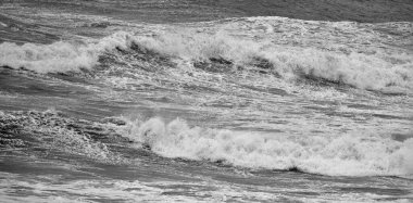 İtalya, Sicilya Kanalı, kışın sert Akdeniz