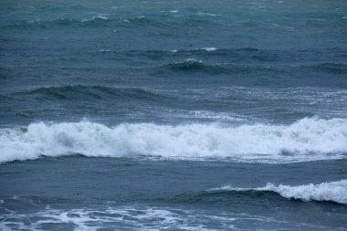 İtalya, Sicilya Kanalı, kışın sert Akdeniz