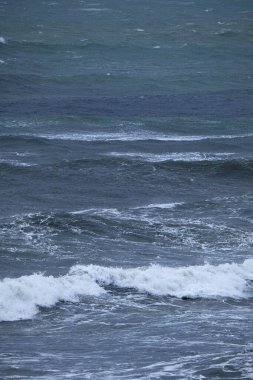 İtalya, Sicilya Kanalı, kışın sert Akdeniz