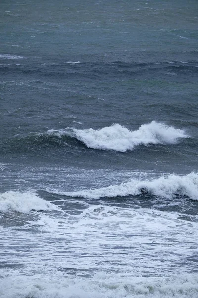 İtalya, Sicilya Kanalı, kışın sert Akdeniz