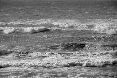 İtalya, Sicilya Kanalı, kışın sert Akdeniz