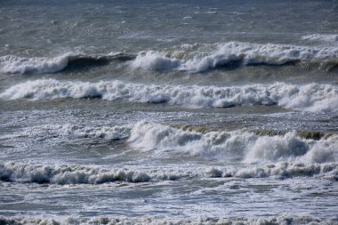 İtalya, Sicilya Kanalı, kışın sert Akdeniz