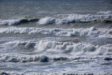 İtalya, Sicilya Kanalı, kışın sert Akdeniz