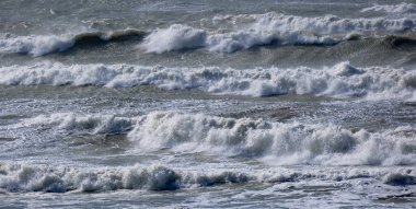 İtalya, Sicilya Kanalı, kışın sert Akdeniz