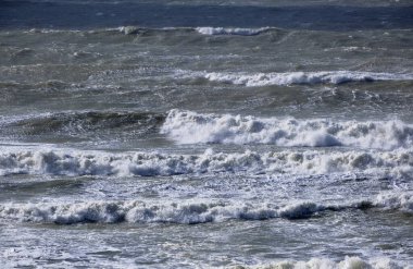 İtalya, Sicilya Kanalı, kışın sert Akdeniz