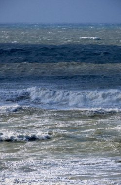 İtalya, Sicilya Kanalı, kışın sert Akdeniz