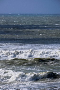 İtalya, Sicilya Kanalı, kışın sert Akdeniz
