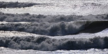İtalya, Sicilya Kanalı, kışın sert Akdeniz