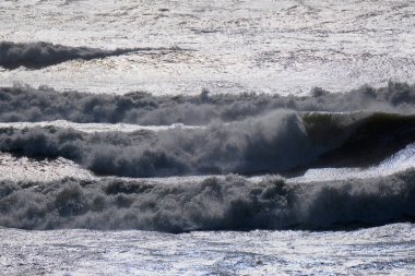 İtalya, Sicilya Kanalı, kışın sert Akdeniz