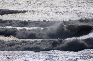 İtalya, Sicilya Kanalı, kışın sert Akdeniz