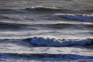 İtalya, Sicilya Kanalı, kışın sert Akdeniz
