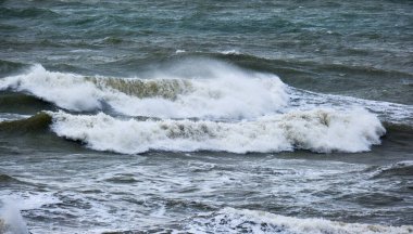 İtalya, Sicilya Kanalı, kışın sert Akdeniz