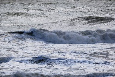 İtalya, Sicilya Kanalı, kışın sert Akdeniz