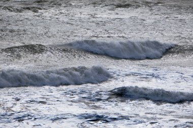 İtalya, Sicilya Kanalı, kışın sert Akdeniz