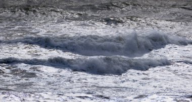 İtalya, Sicilya Kanalı, kışın sert Akdeniz