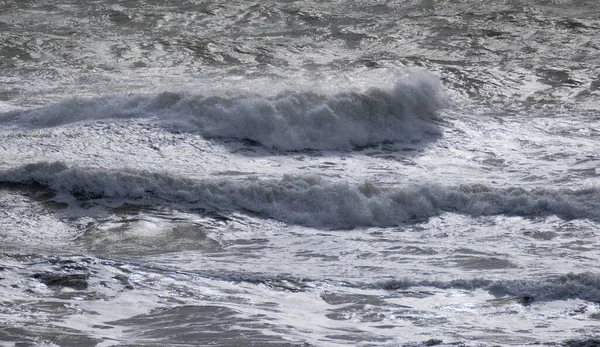 İtalya, Sicilya Kanalı, kışın sert Akdeniz