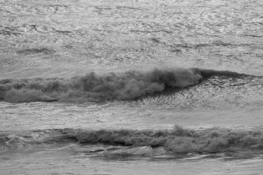 İtalya, Sicilya Kanalı, kışın sert Akdeniz