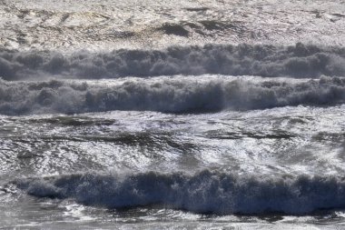 İtalya, Sicilya Kanalı, kışın sert Akdeniz