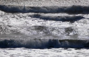 İtalya, Sicilya Kanalı, kışın sert Akdeniz