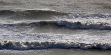 İtalya, Sicilya Kanalı, kışın sert Akdeniz