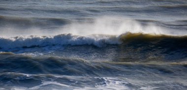 İtalya, Sicilya Kanalı, kışın sert Akdeniz