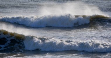 İtalya, Sicilya Kanalı, kışın sert Akdeniz